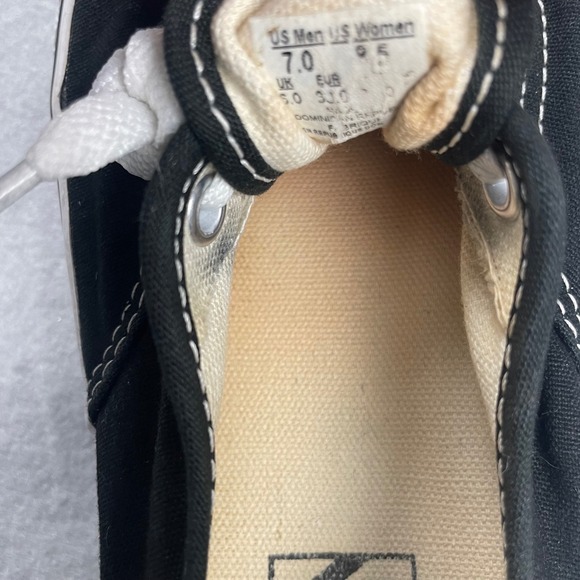 Vans Authentic Black Canvas Low Top Sneakers Shoes Men 7 Women 8.5 - Picture 5 of 11